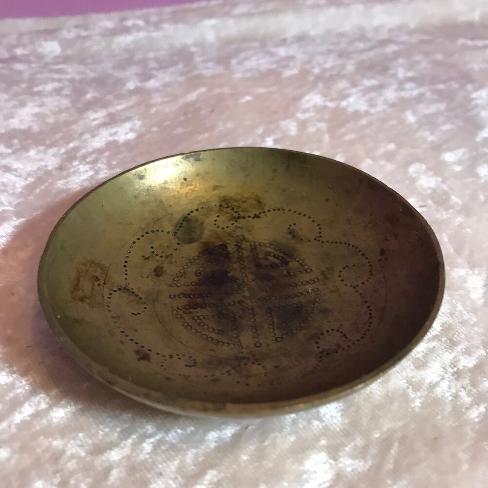 Vintage Mini Brass Made in China Incense Offering Bowl GUC Retro Home Decoration - Picture 3 of 6